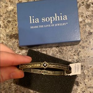 LIA SOPHIA - NWT expandable bracelet